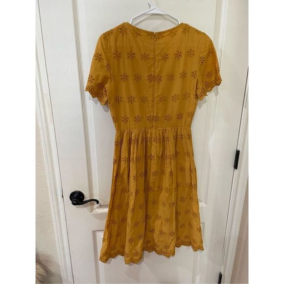 Madewell Eyelet Scalloped Trim Dress Size 00 - Picture 4 of 7